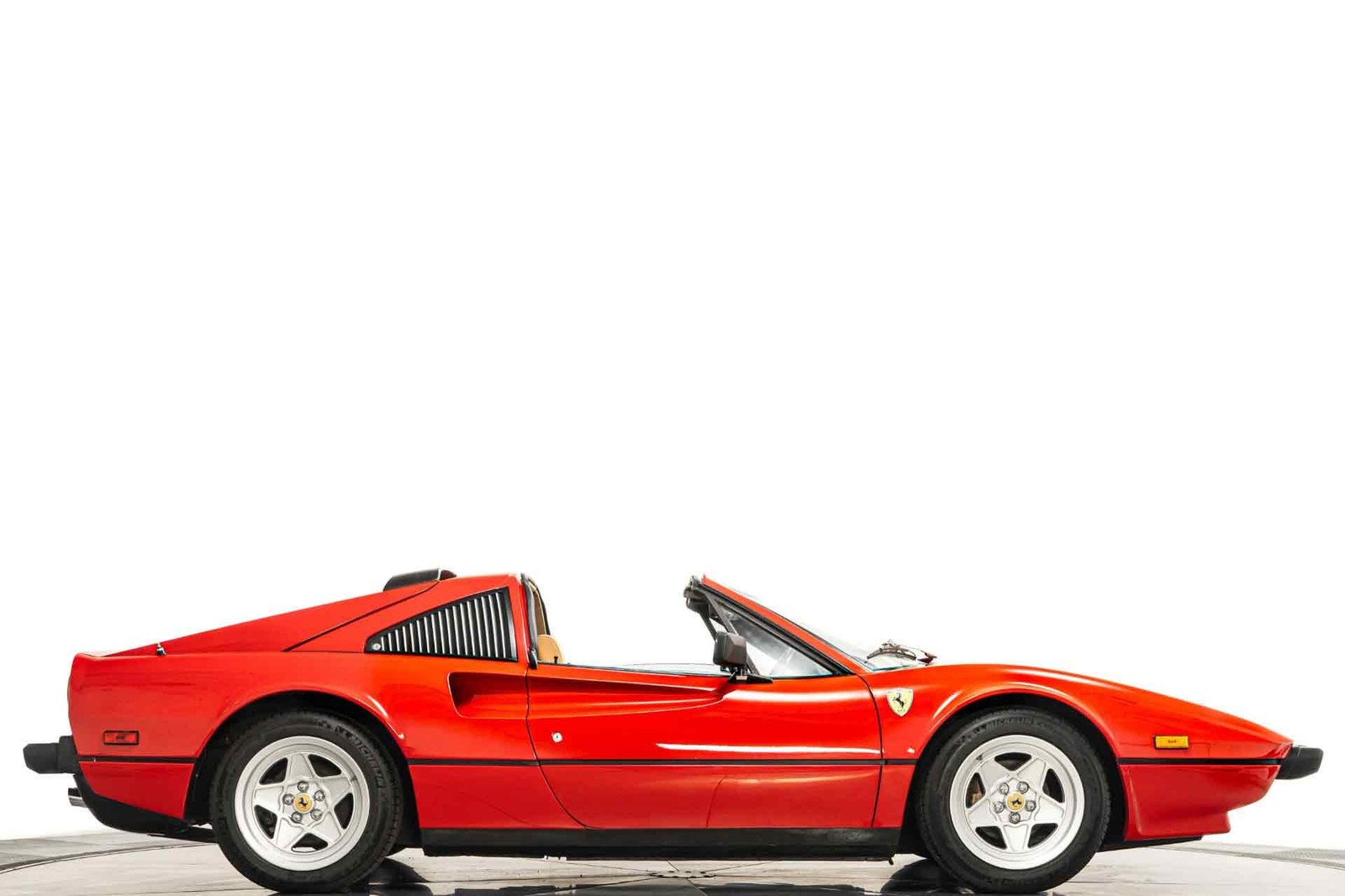Ferrari-308-1985-2D-Coupe-1