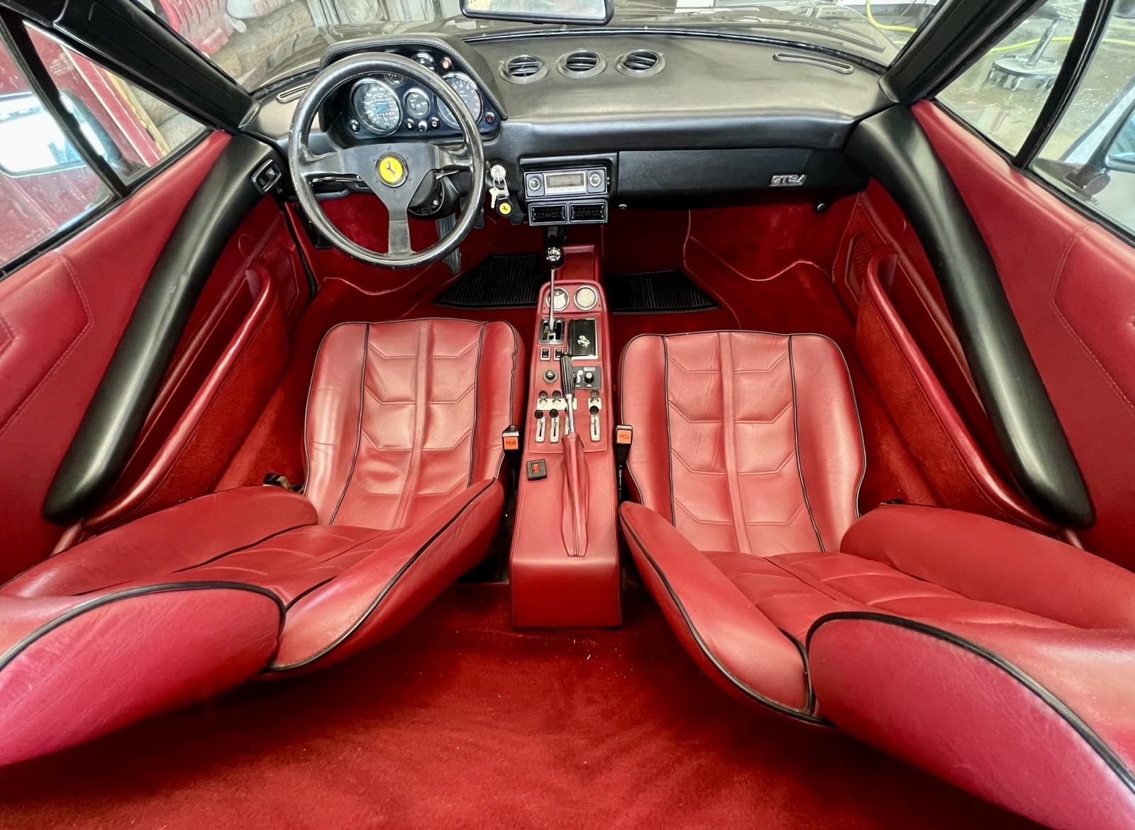 Ferrari-308-1985-4