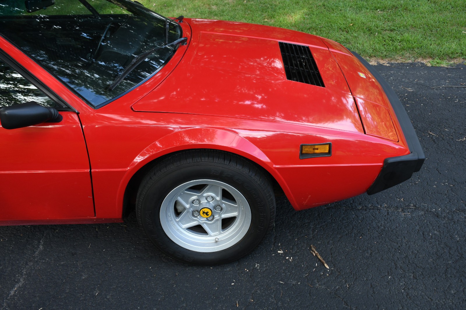 Ferrari-308GT4-1975-Coupe-26