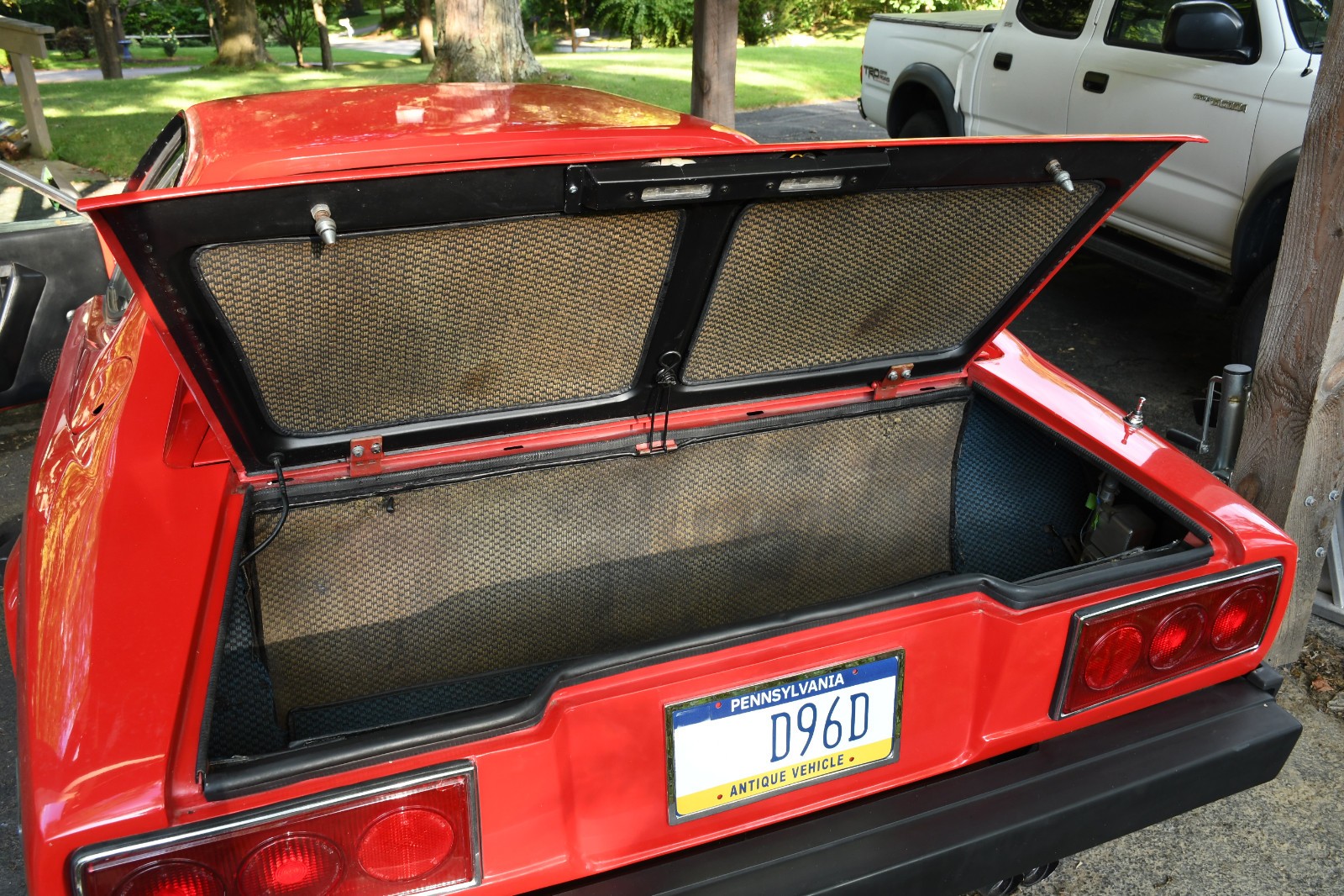 Ferrari-308GT4-1975-Coupe-29