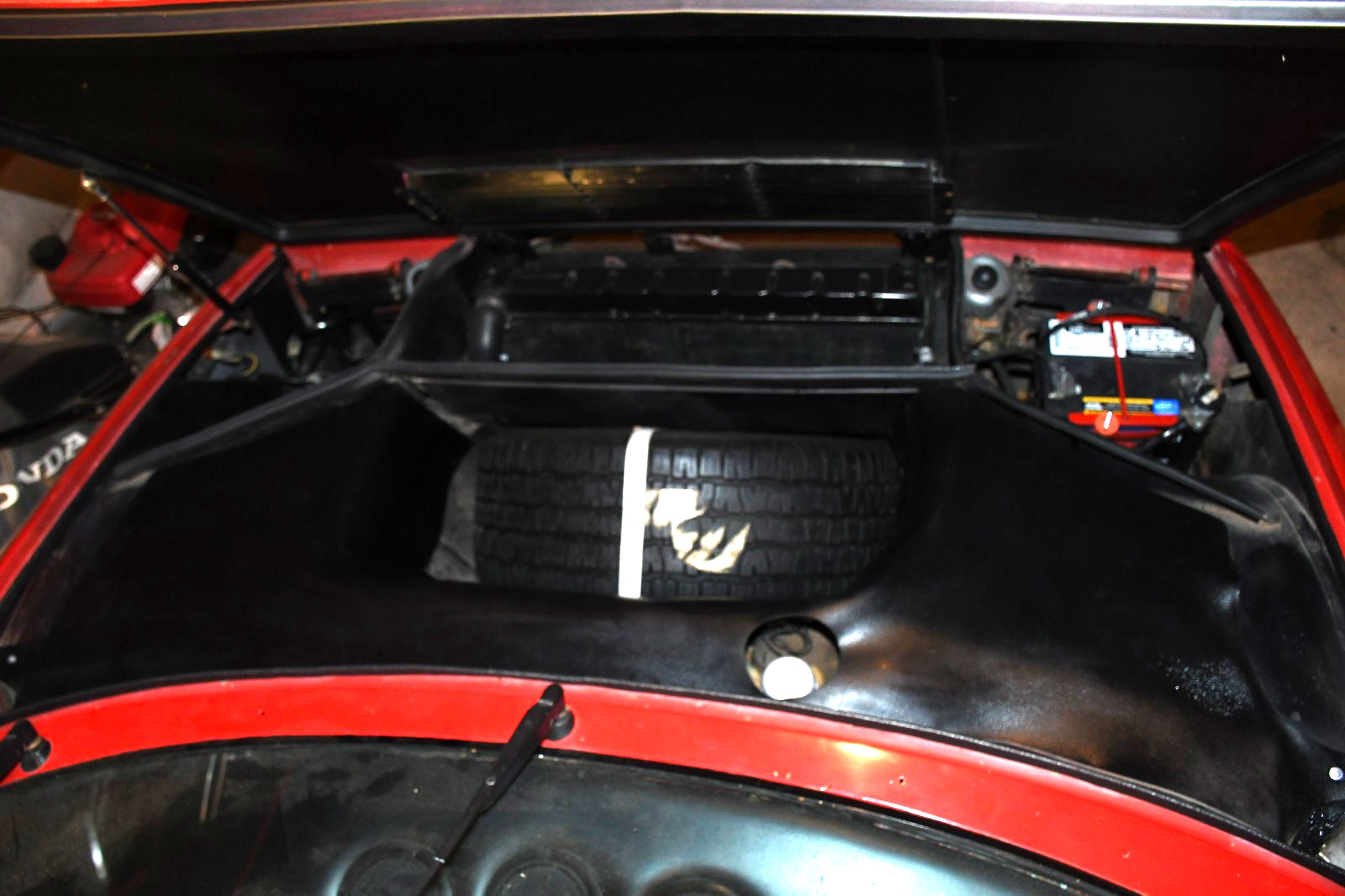 Ferrari-308GT4-1975-Coupe-9