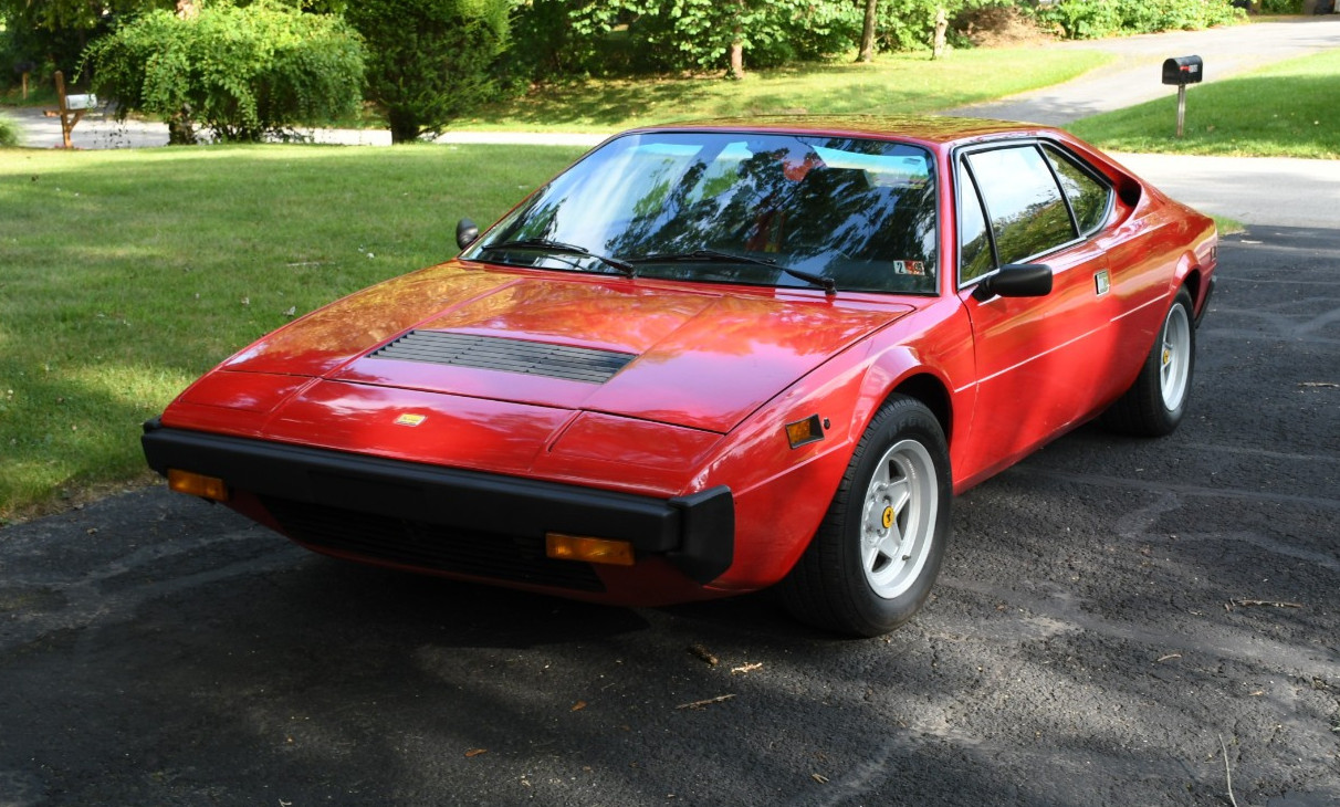 Ferrari-308GT4-1975-Coupe