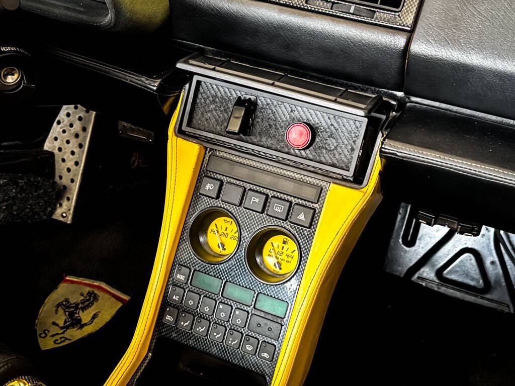 Ferrari-348-1990-Convertible-30