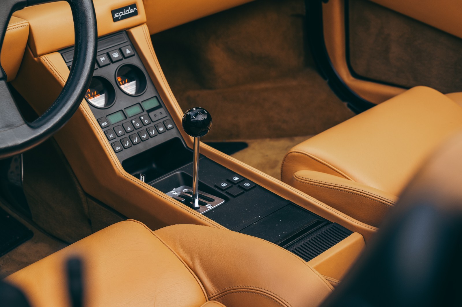 Ferrari-348-1994-Convertible-34
