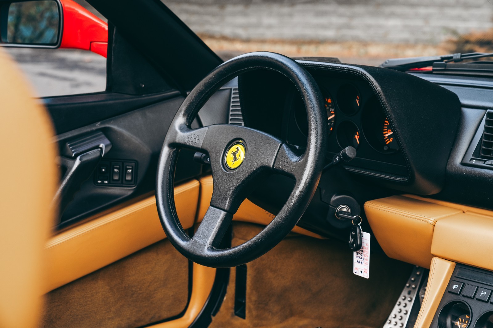 Ferrari-348-1994-Convertible-37