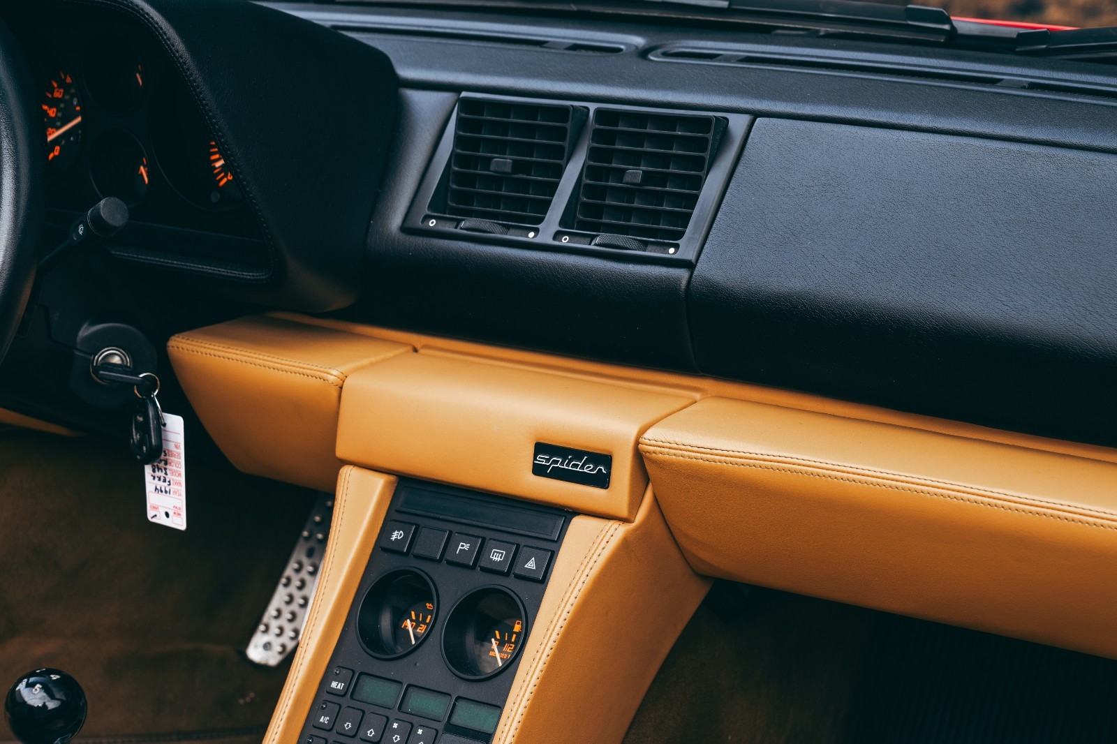 Ferrari-348-1994-Convertible-38