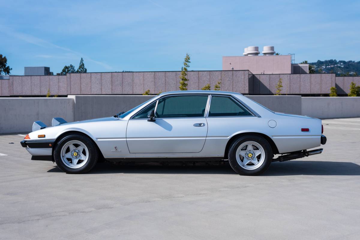 Ferrari-400i-1982-silver-21