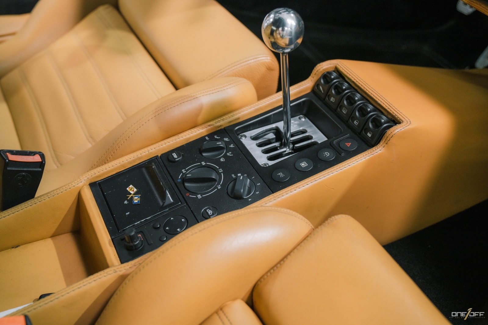Ferrari-F355-Berlinetta-1995-10