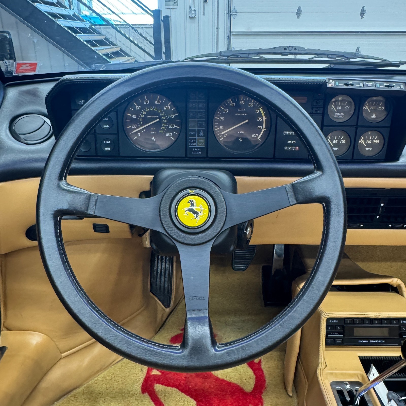 Ferrari-Mondial-1988-Convertible-12