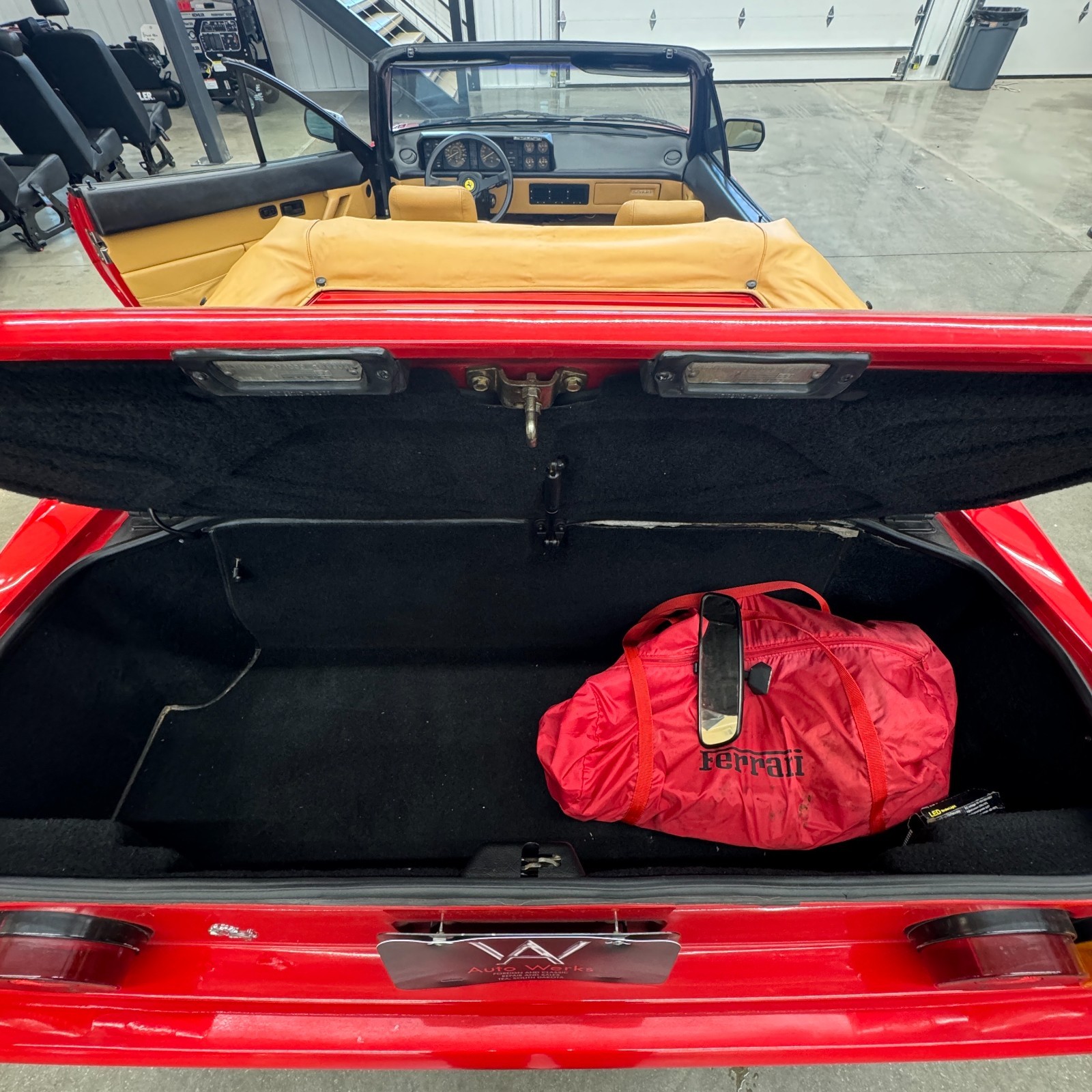 Ferrari-Mondial-1988-Convertible-19