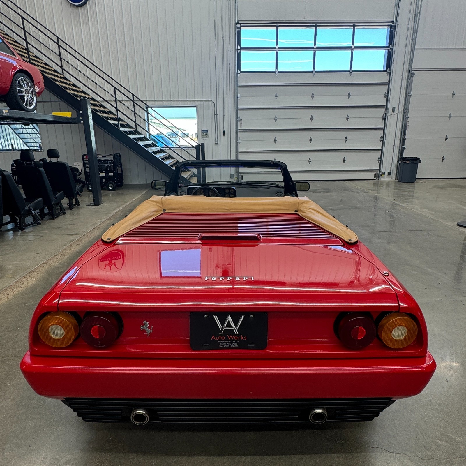 Ferrari-Mondial-1988-Convertible-3