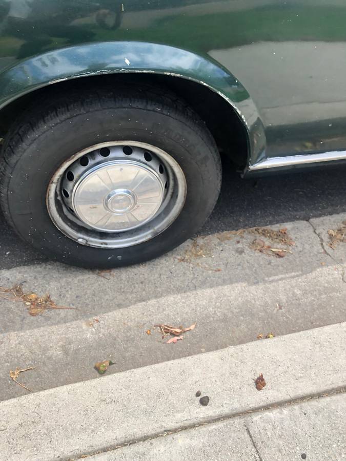 Fiat-124-1978-green-10
