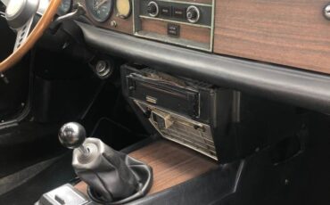 Fiat-124-1978-green-5