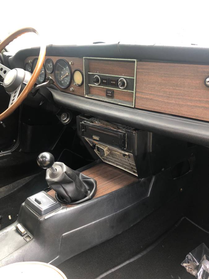 Fiat-124-1978-green-5
