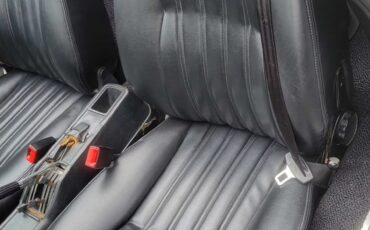 Fiat-124-Spider-1983-Convertible-17