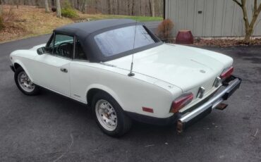 Fiat-124-Spider-1983-Convertible-5