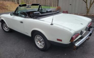 Fiat-124-Spider-1983-Convertible-6