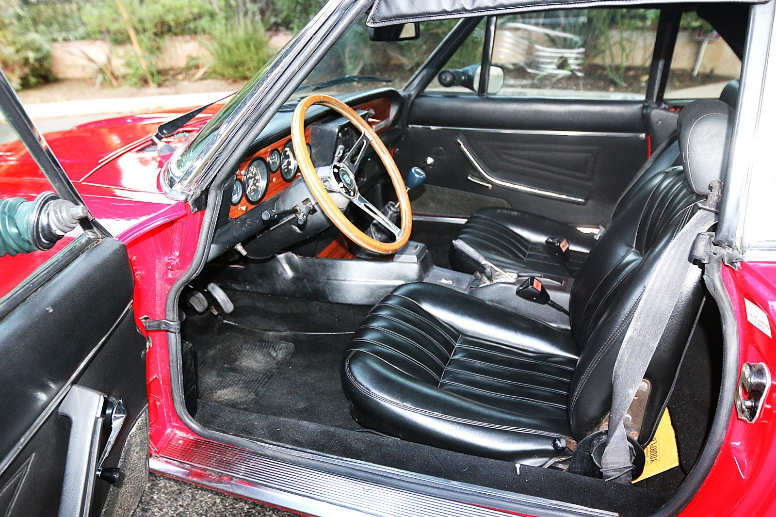 Fiat-124-Spider-1984-Convertible-12