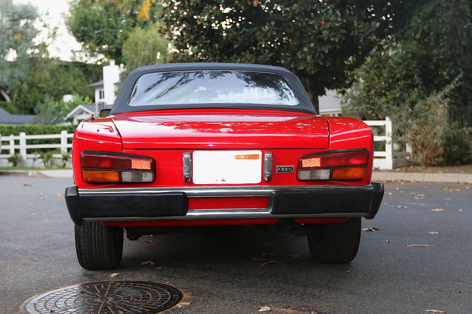 Fiat-124-Spider-1984-Convertible-8