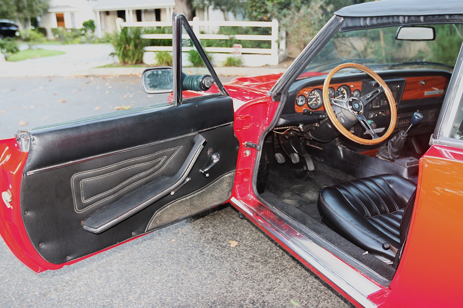 Fiat-124-Spider-1984-Convertible-9