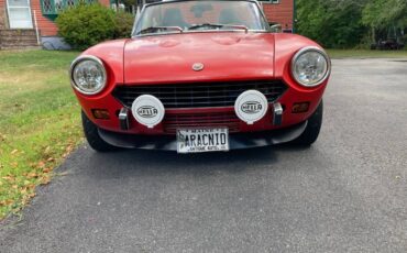 Fiat-124-spider-1975-red-11