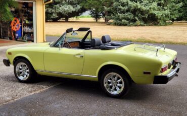 Fiat-124-spider-1976-yellow-1