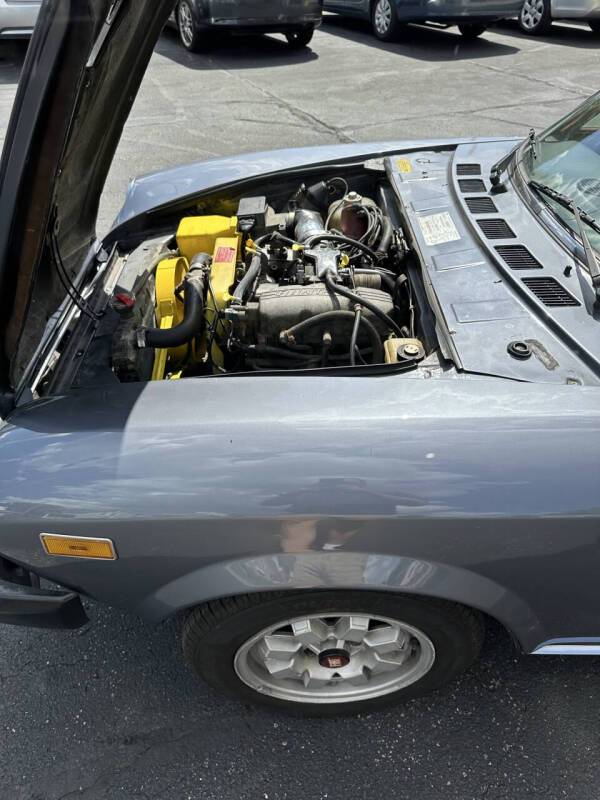 Fiat-2000-1980-blue-14