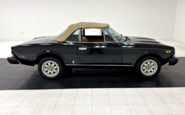 Fiat-Other-1982-Black-Tan-10