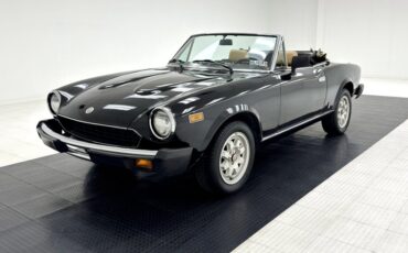 Fiat-Other-1982-Black-Tan-39