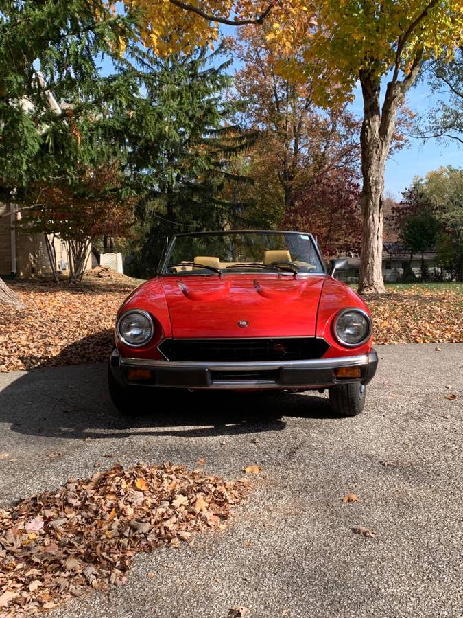 Fiat-spider-2000-1980-red-3