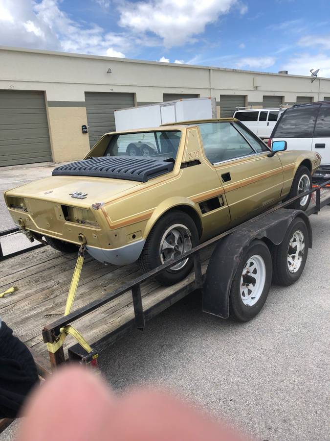 Fiat-x19-1979-blue-13