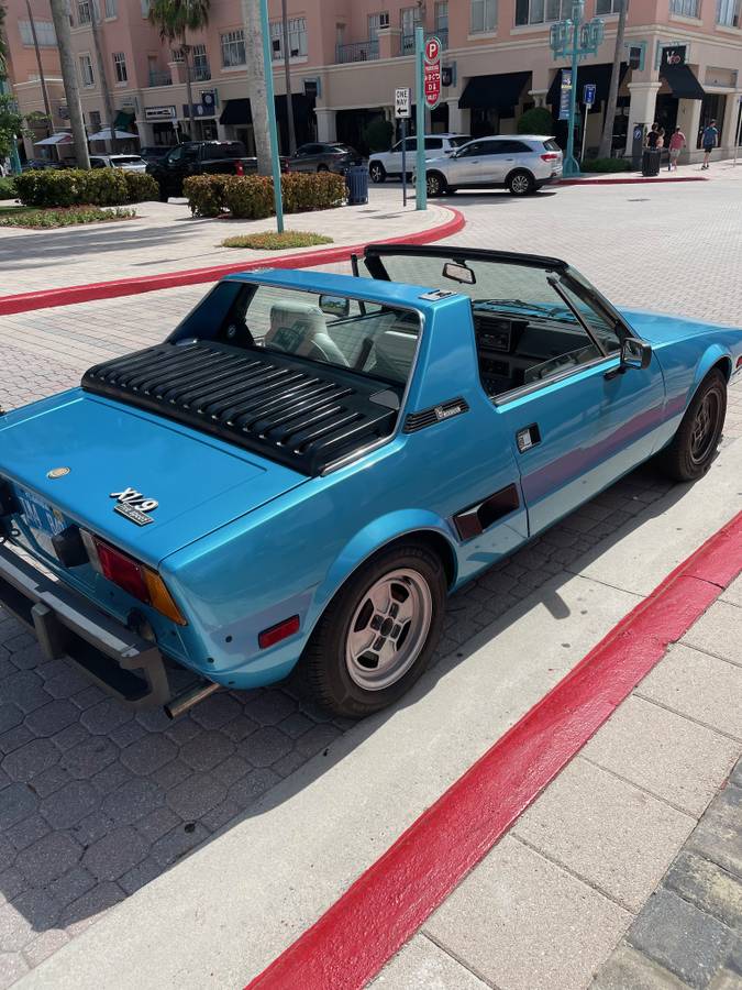 Fiat-x19-1979-blue-4