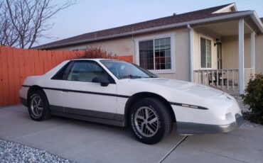 Fiero-gt-1985-white-1