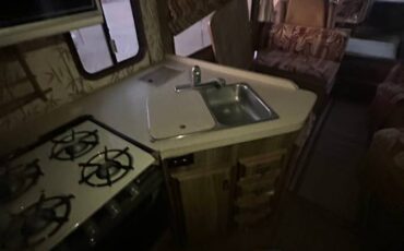 Fleetwood-pace-arrow-32-ft-1984-14