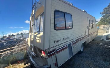 Fleetwood-pace-arrow-32-ft-1984-3