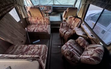 Fleetwood-pace-arrow-32-ft-1984-8