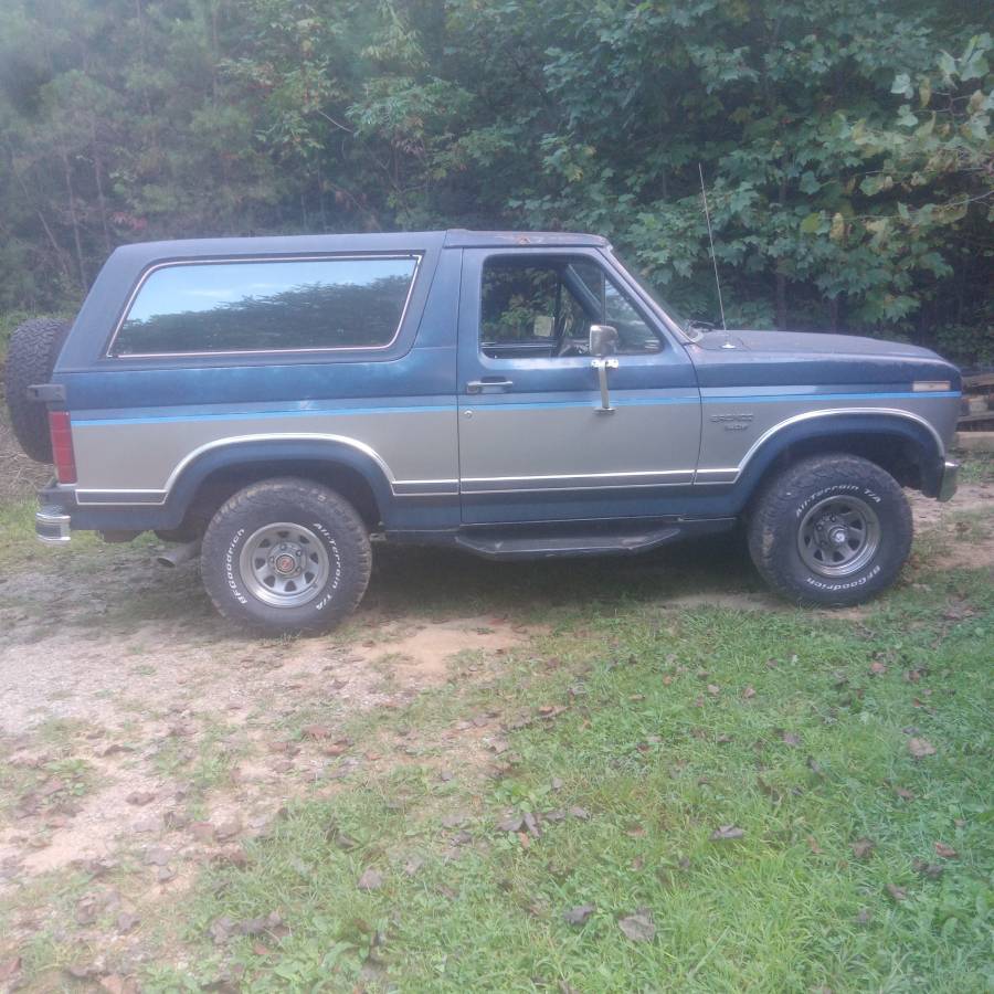 For-bronco-xlt-1986-blue-2