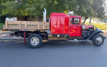 Ford-1-ton-1932-red-6