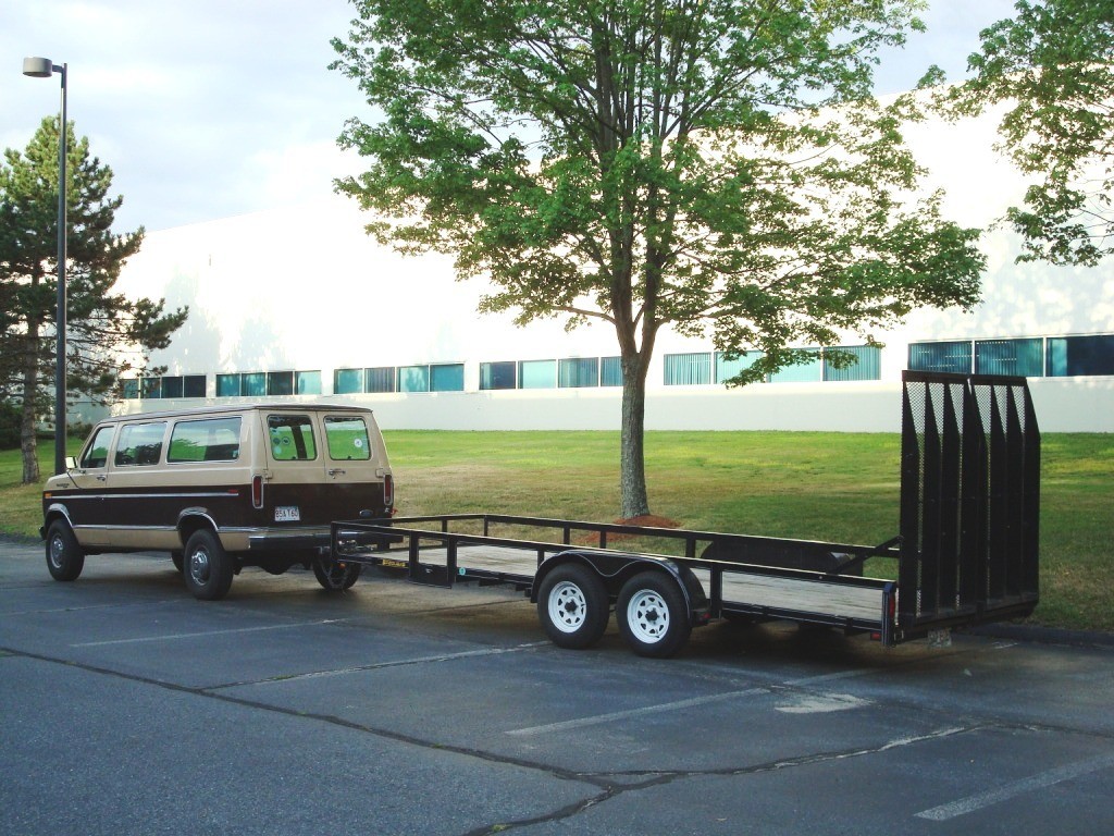 Ford-1-ton-window-van-1987-van-2