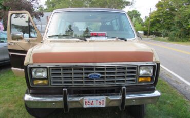 Ford-1-ton-window-van-1987-van-3