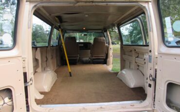 Ford-1-ton-window-van-1987-van-5