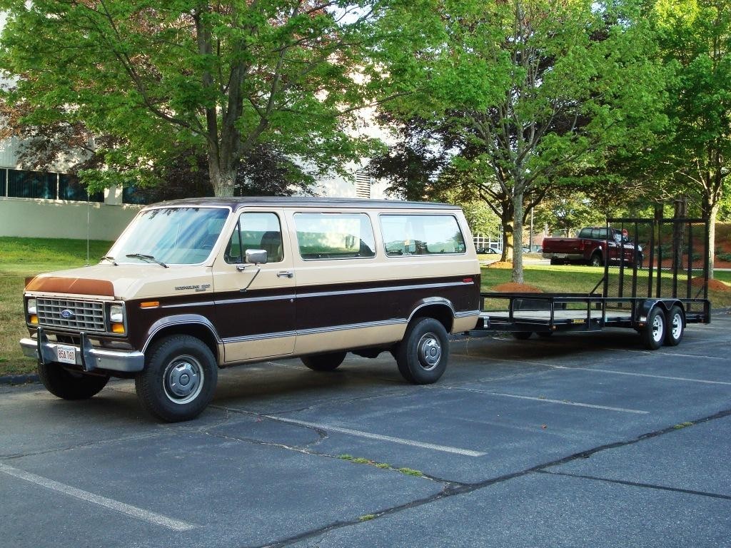 Ford-1-ton-window-van-1987-van