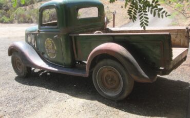 Ford-12-Ton-Pickup-1935-Standard-Cab-Pickup-3