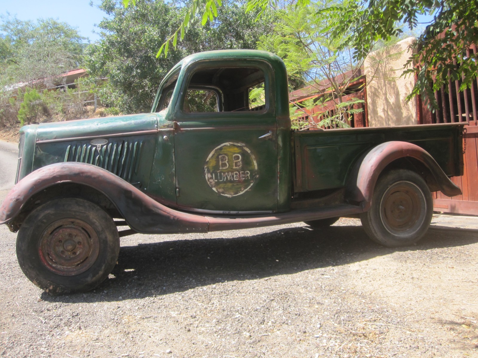 Ford-12-Ton-Pickup-1935-Standard-Cab-Pickup-5