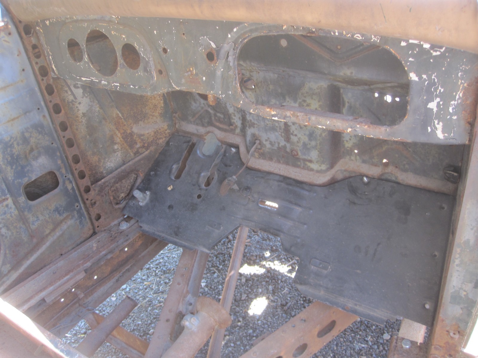 Ford-12-Ton-Pickup-1935-Standard-Cab-Pickup-8
