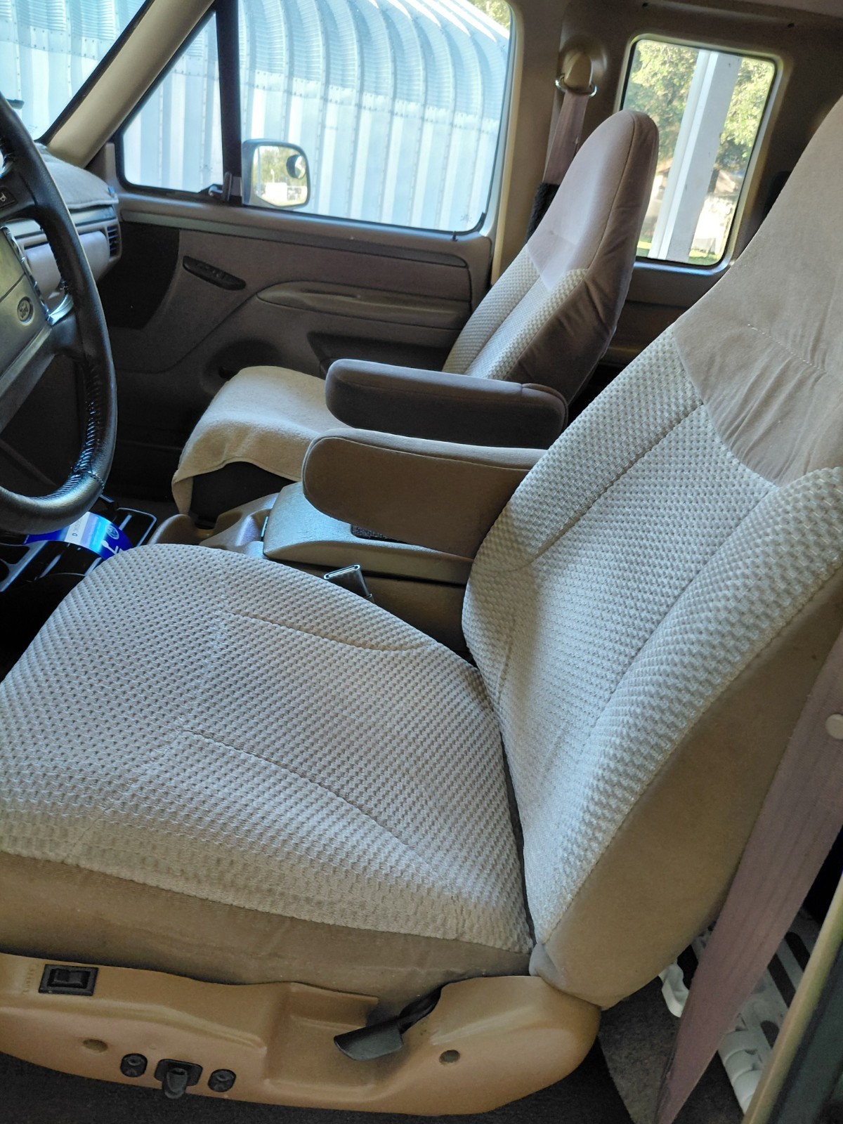 Ford-12-Ton-Pickup-1995-Crew-Cab-Pickup-9