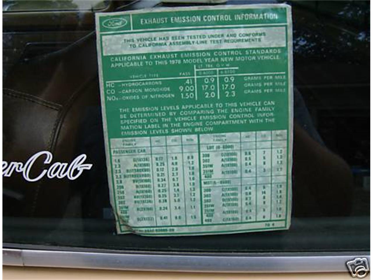 Ford-12-ton-pickup-1978-Tan-and-black-tan-14