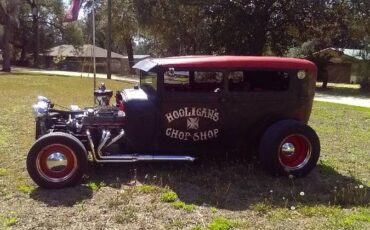 Ford-1928-black-2