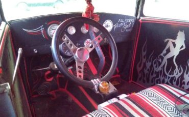 Ford-1928-black-4