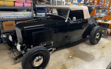 Ford-1932-black-11